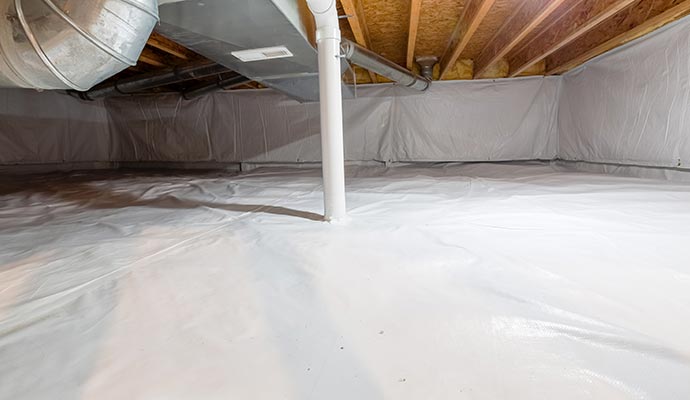 Clean encapsulated crawl space with white vapor barrier
