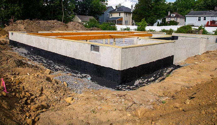 Commercial foundation repair service