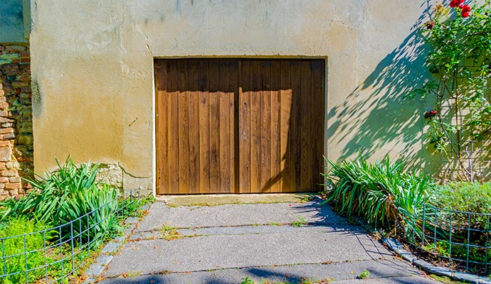 Wooden crawl space garage doors Wooden crawl space garage doors