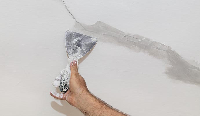 Repairing foundation wall crack